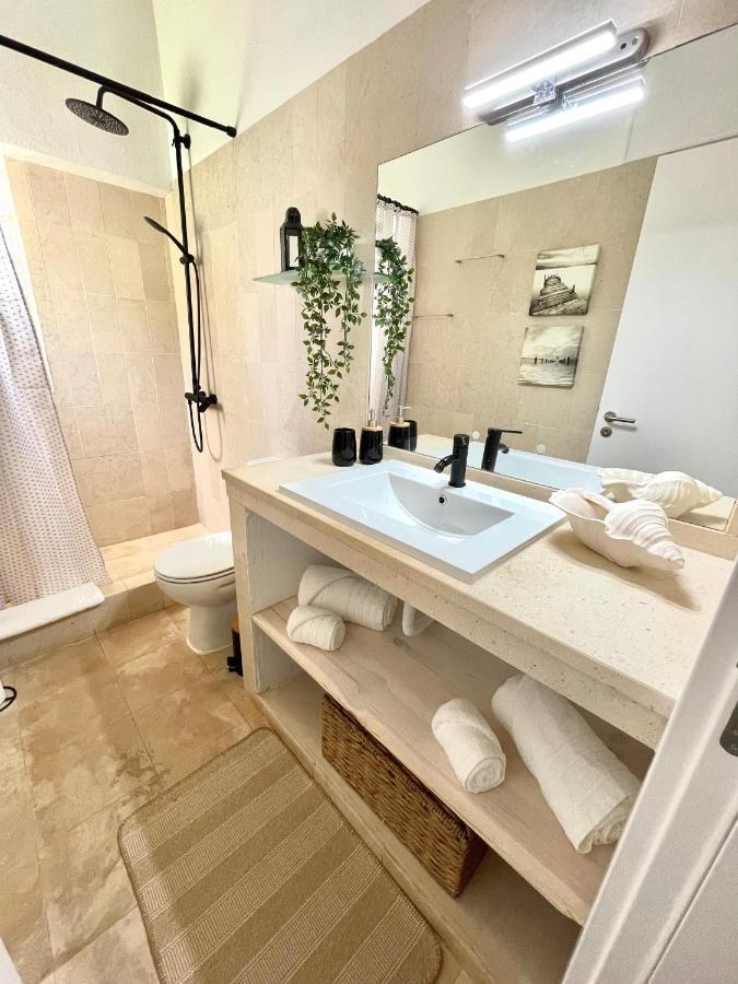 Detailed - In Vilamoura's Heart * Vilamoura
